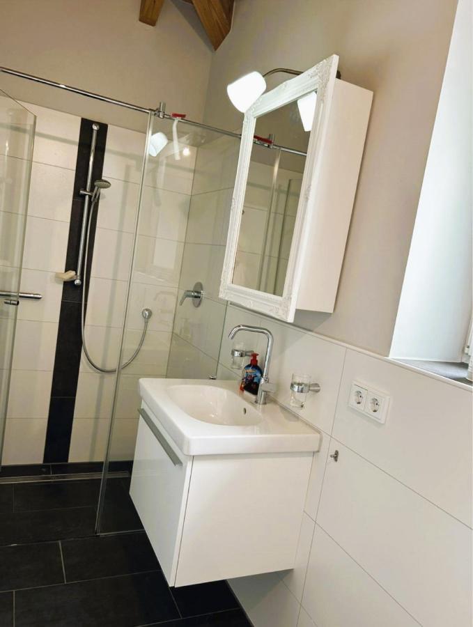 Sylvis Home Zentral Gelegenes Ferienhaus In Ruhiger Lage Fürth Esterno foto