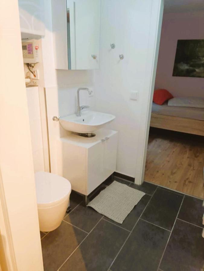 Sylvis Home Zentral Gelegenes Ferienhaus In Ruhiger Lage Fürth Esterno foto
