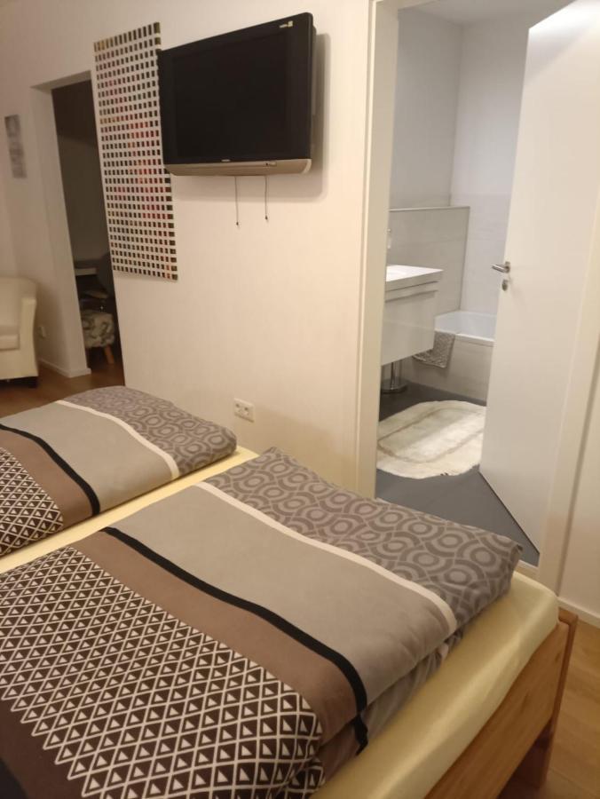 Sylvis Home Zentral Gelegenes Ferienhaus In Ruhiger Lage Fürth Esterno foto